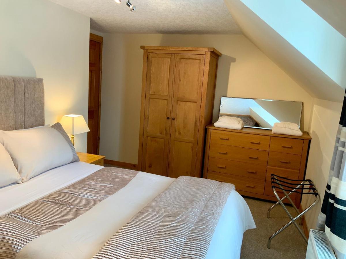 No 10 The Cottage Inverness Esterno foto